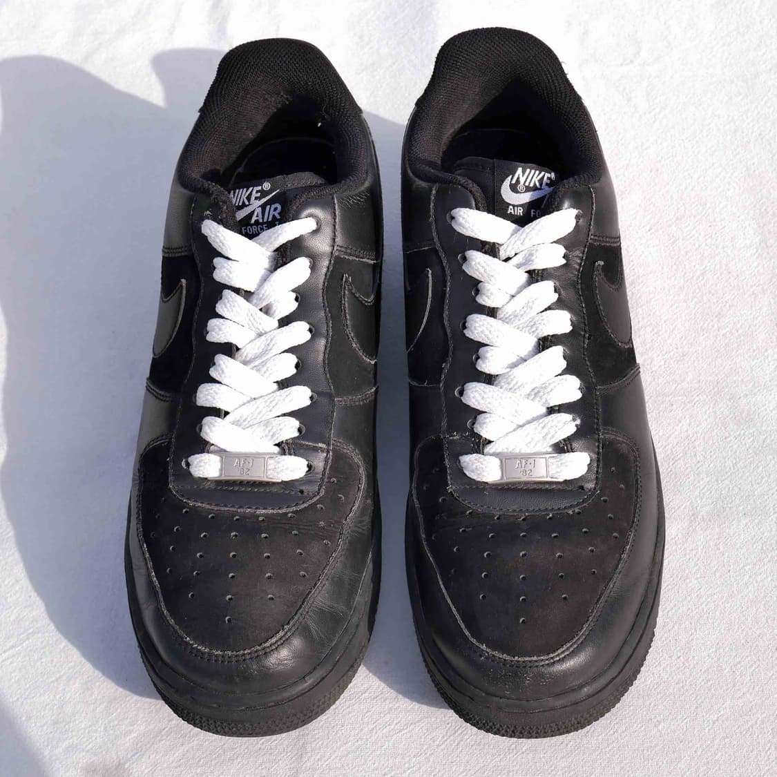 나이키 에어포스 1 로우 블랙 레더 상품이미지5