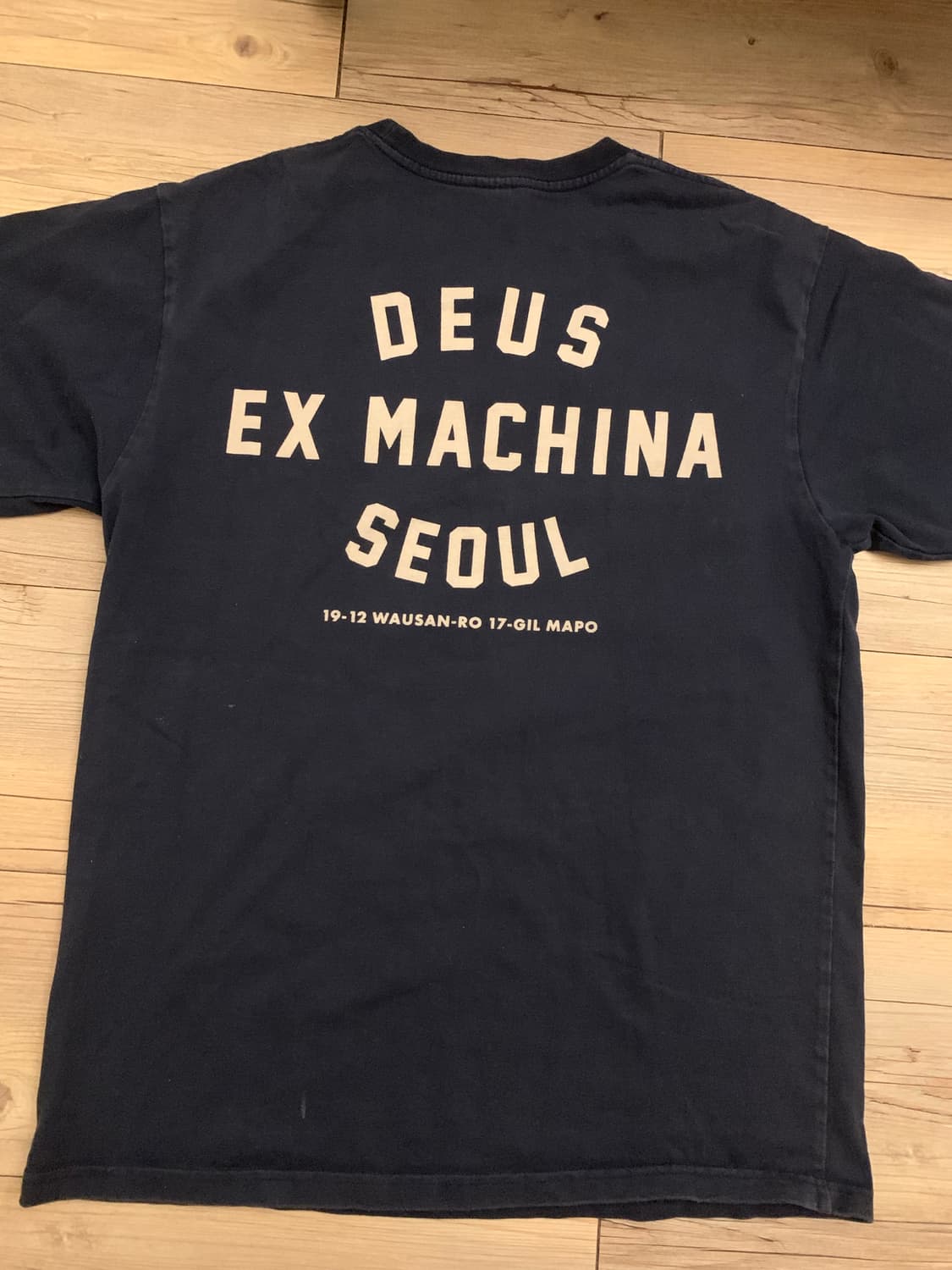 데우스 서울 네이비 반팔 상품이미지1