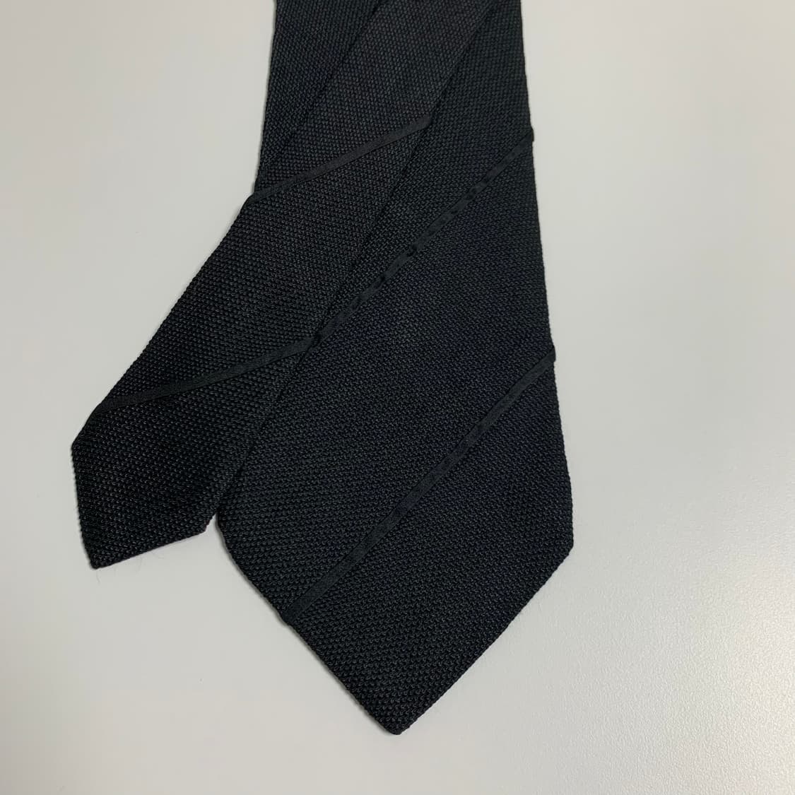엠포리오 아르마니 명품넥타이 블랙 스트라이프 A+등급 100실크 이태리 상품이미지4