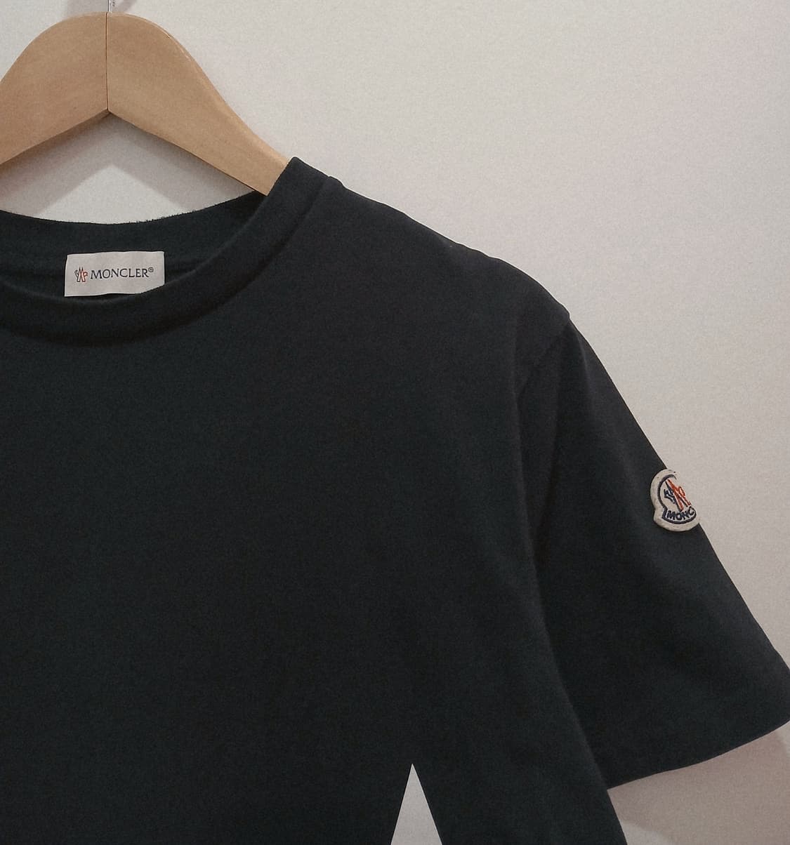 (정품) 몽클레어 반팔티 상품이미지4