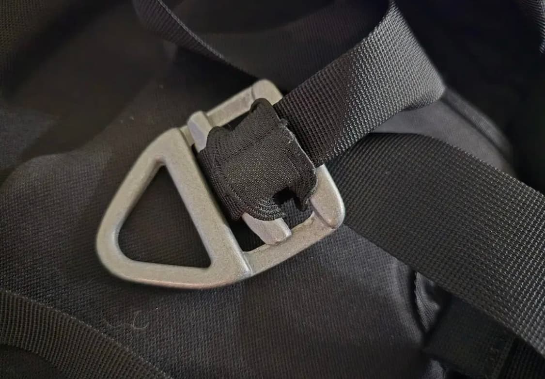 오클리  키친싱크 테크니컬 백팩 상품이미지8