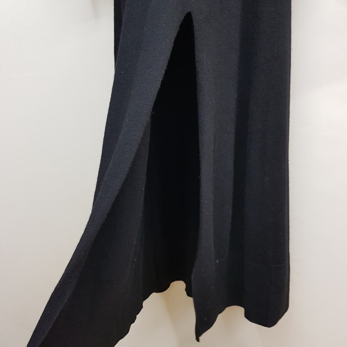 마쥬  MAJE 슬릿 디테일  롱 니트 원피스 1사이즈 상품이미지4