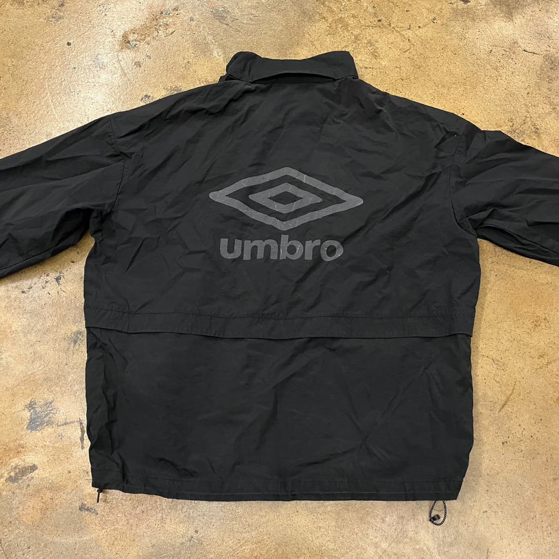 [정품/L] 엄브로 블랙 바람막이 자켓 b16 상품이미지4
