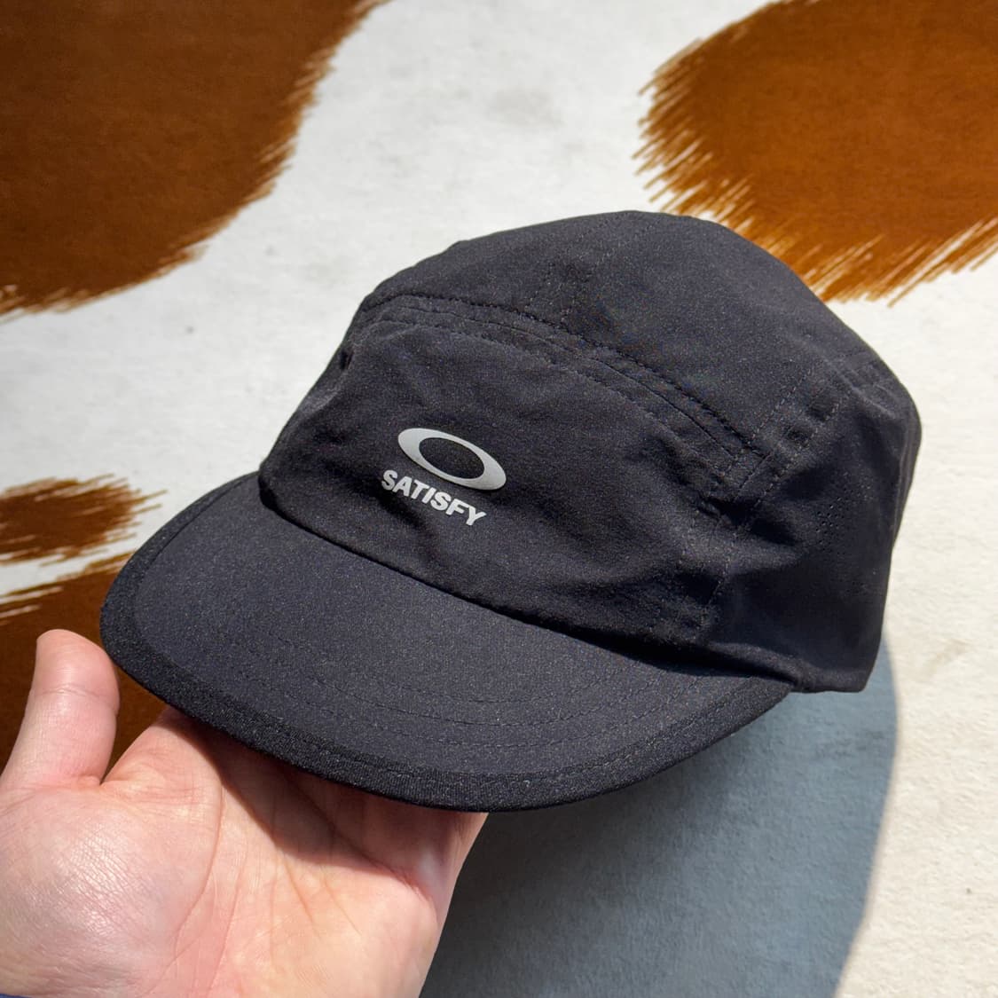 오클리 x 새티스파이 피스쉘 트레일 캡 (OS) 상품이미지2