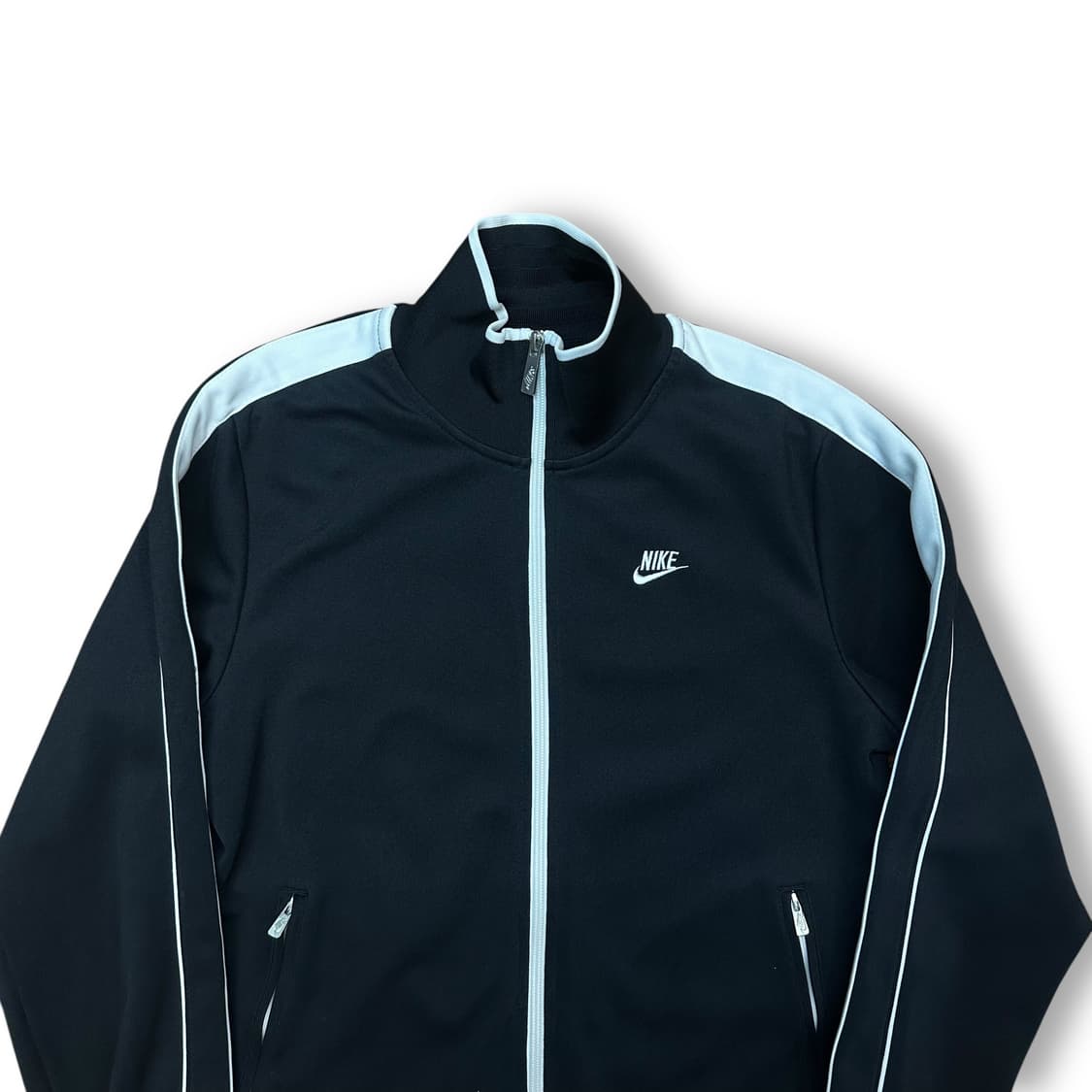 나이키 검흰 트랙탑 상품이미지3