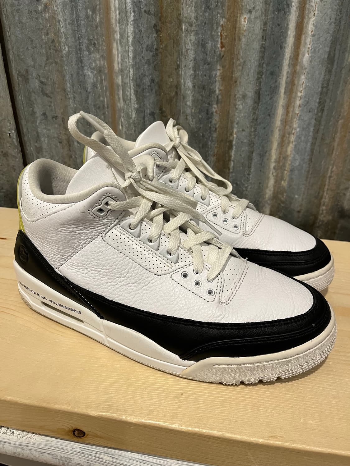 조던 3 레트로 x 프라그먼트 상품이미지1