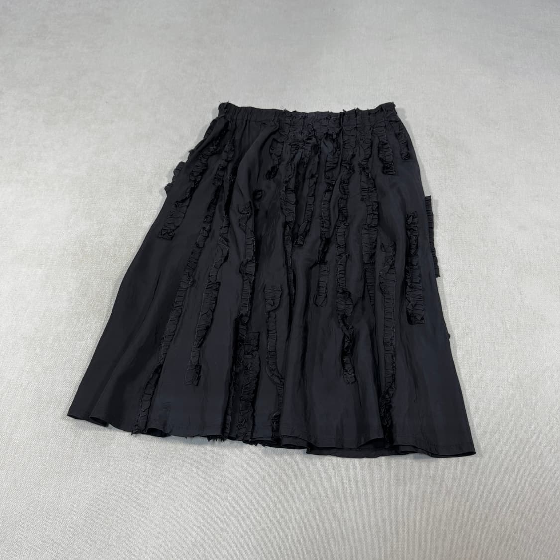 Ruffle Black Skirt 상품이미지2