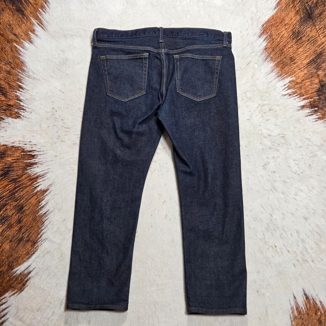 유니클로 스트레이트 진청 셀비지 데님 팬츠 상품이미지4