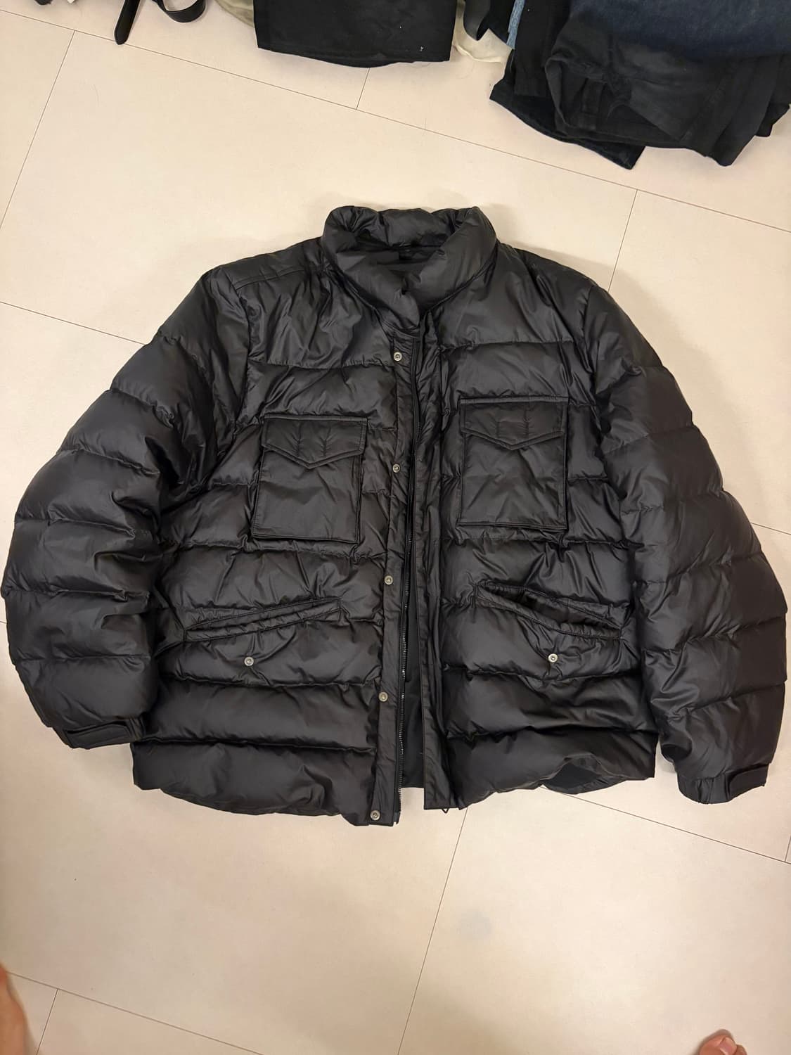 이스트로그 패딩 상품이미지1