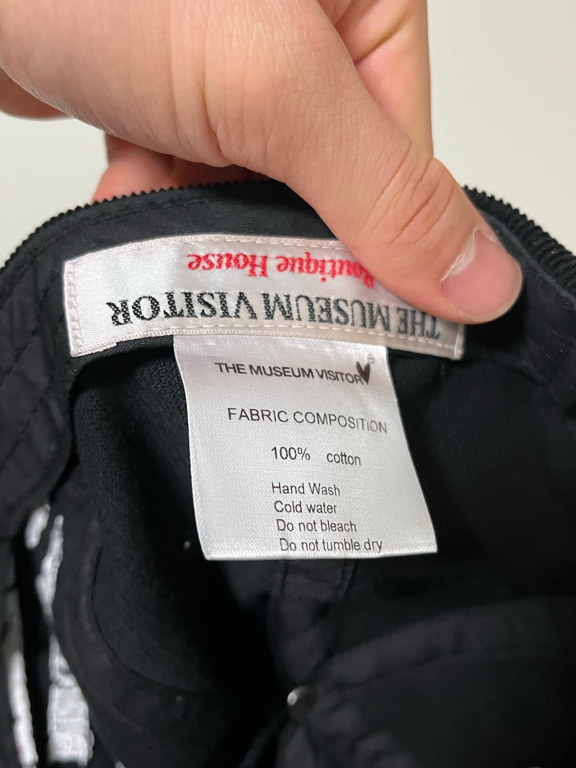 더뮤지엄비지터 볼캡 상품이미지3