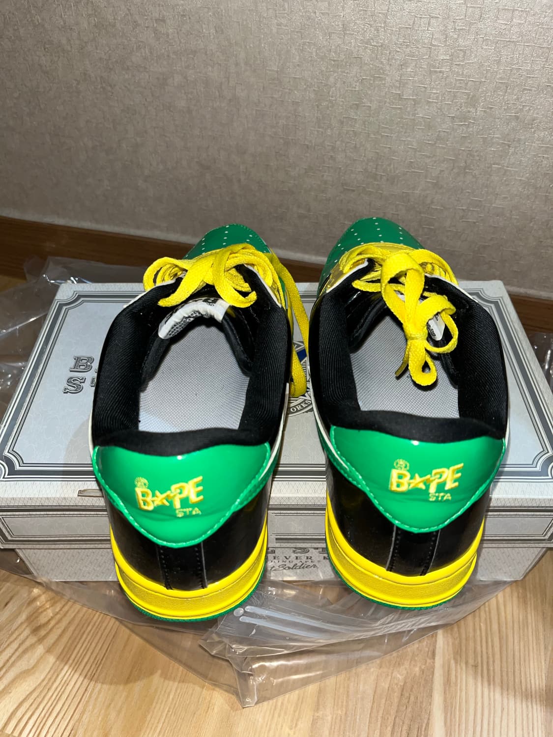 베이프 × 카우스 2006년도 “촘퍼” 베이프스타 데드스탁 상품이미지5