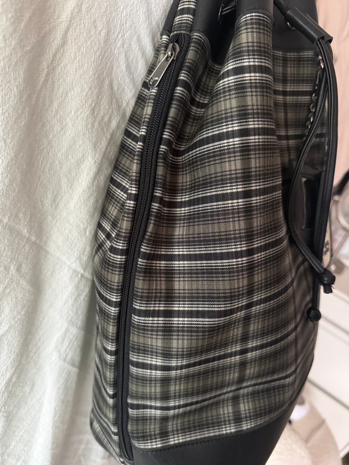 [FILLINTHEBLANK] 필인더블랭크 체크 드로우스트링 백 상품이미지4