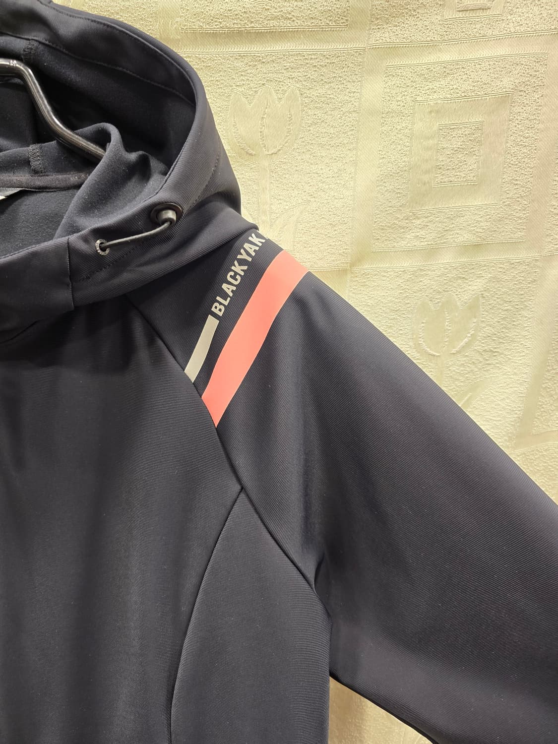 거의새거) 블랙야크 여성 후드 집업 바람막이 자켓 95~100 상품이미지3
