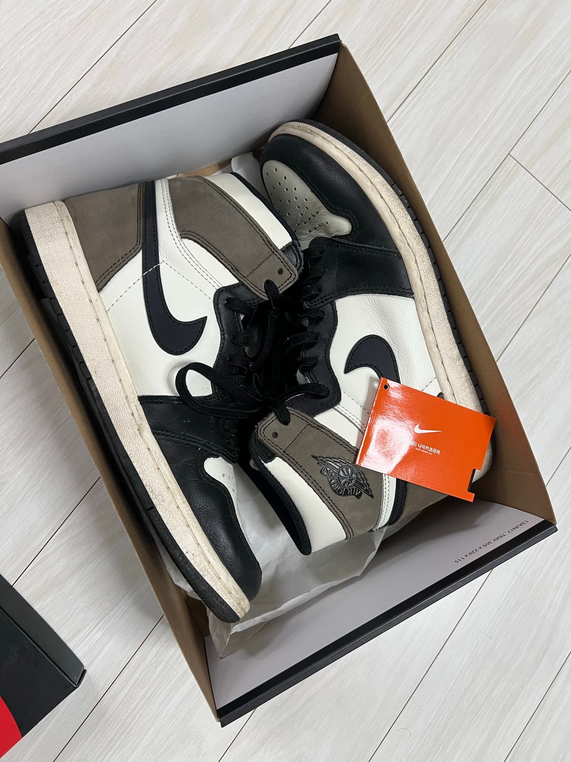 조던 1 하이 블랙모카 상품이미지1