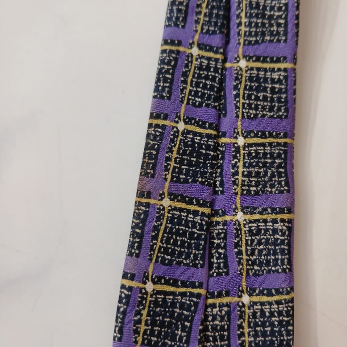 발망 실크 퍼플 체크 패턴 넥타이 9.5cm A~B등급 A19284
 상품이미지7