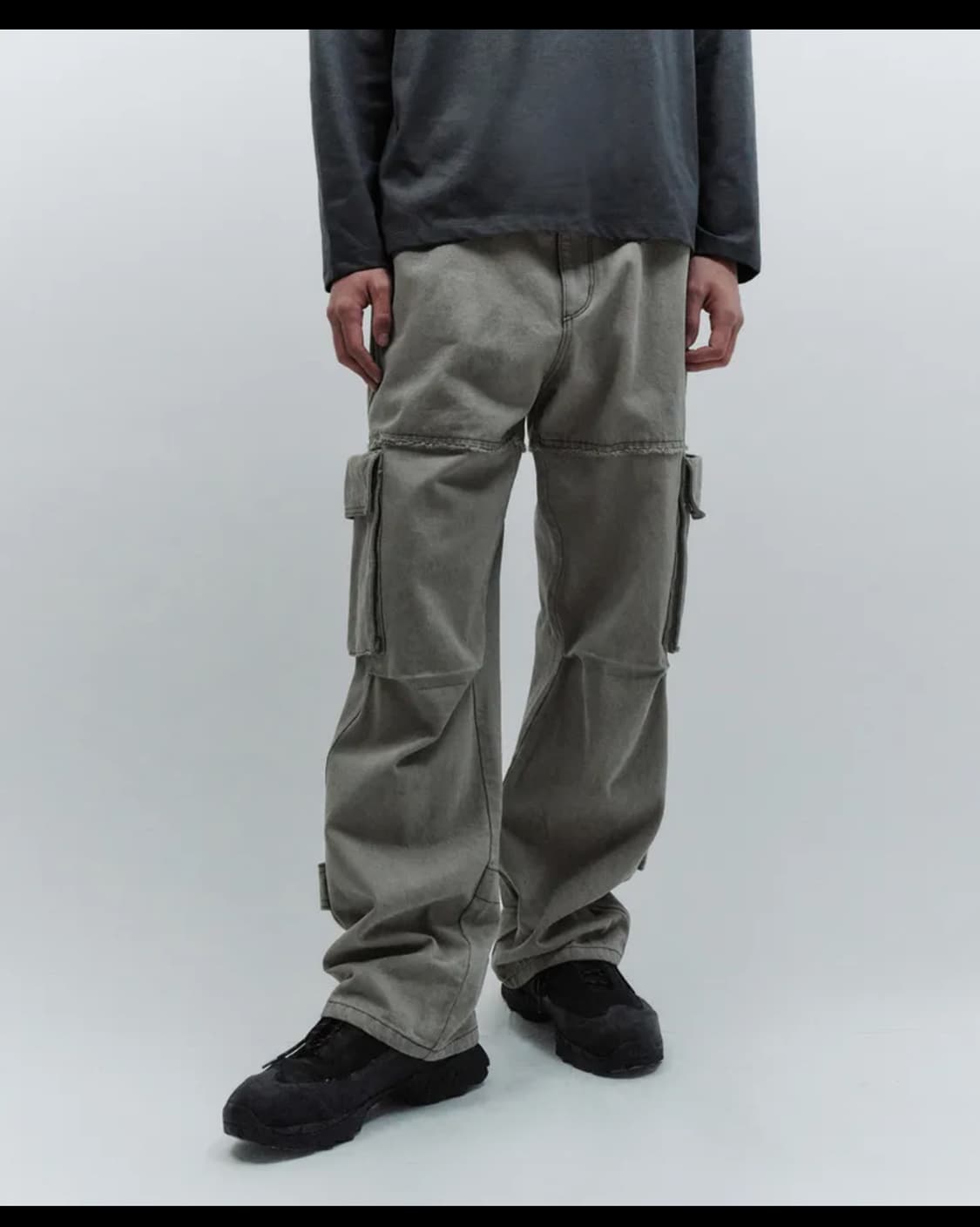 새상품)인사일런스 컷오프카고팬츠 카키M 판매 상품이미지1