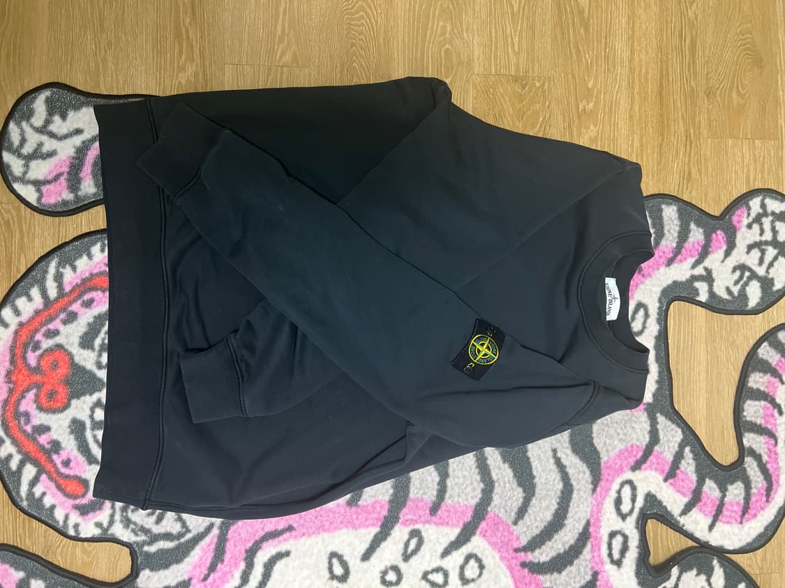 스톤아일랜드 맨투맨 상품이미지1