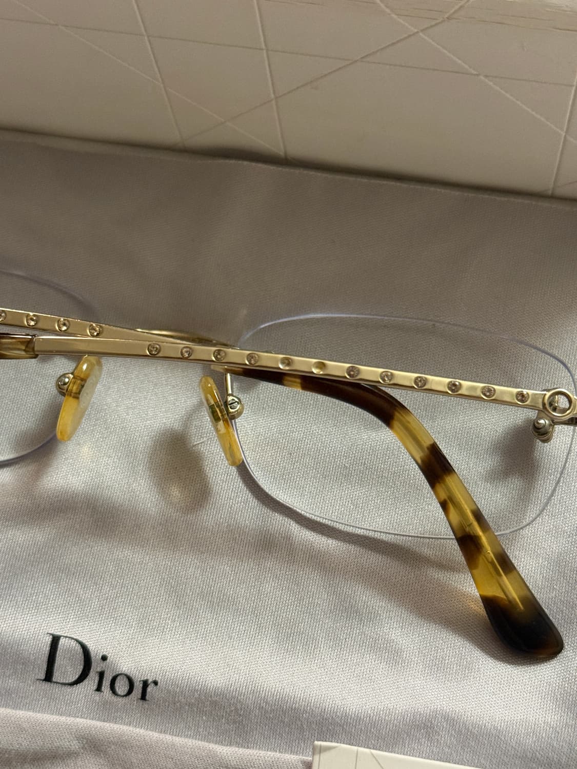 디올 골드프레임 무테 안경 상품이미지3