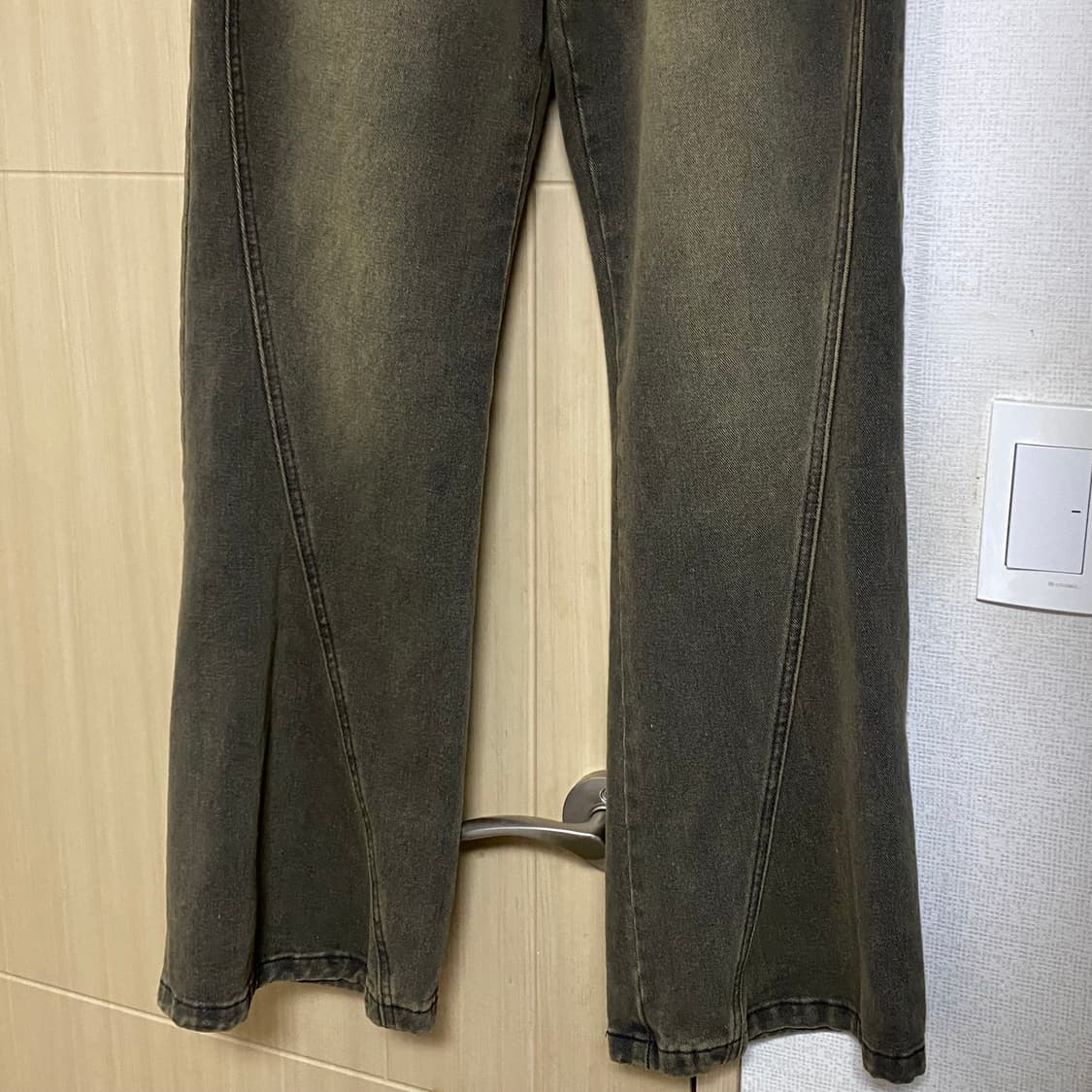 밀로우먼 커브드 플레어 진 [ 워시드 브라운 ] M 상품이미지8