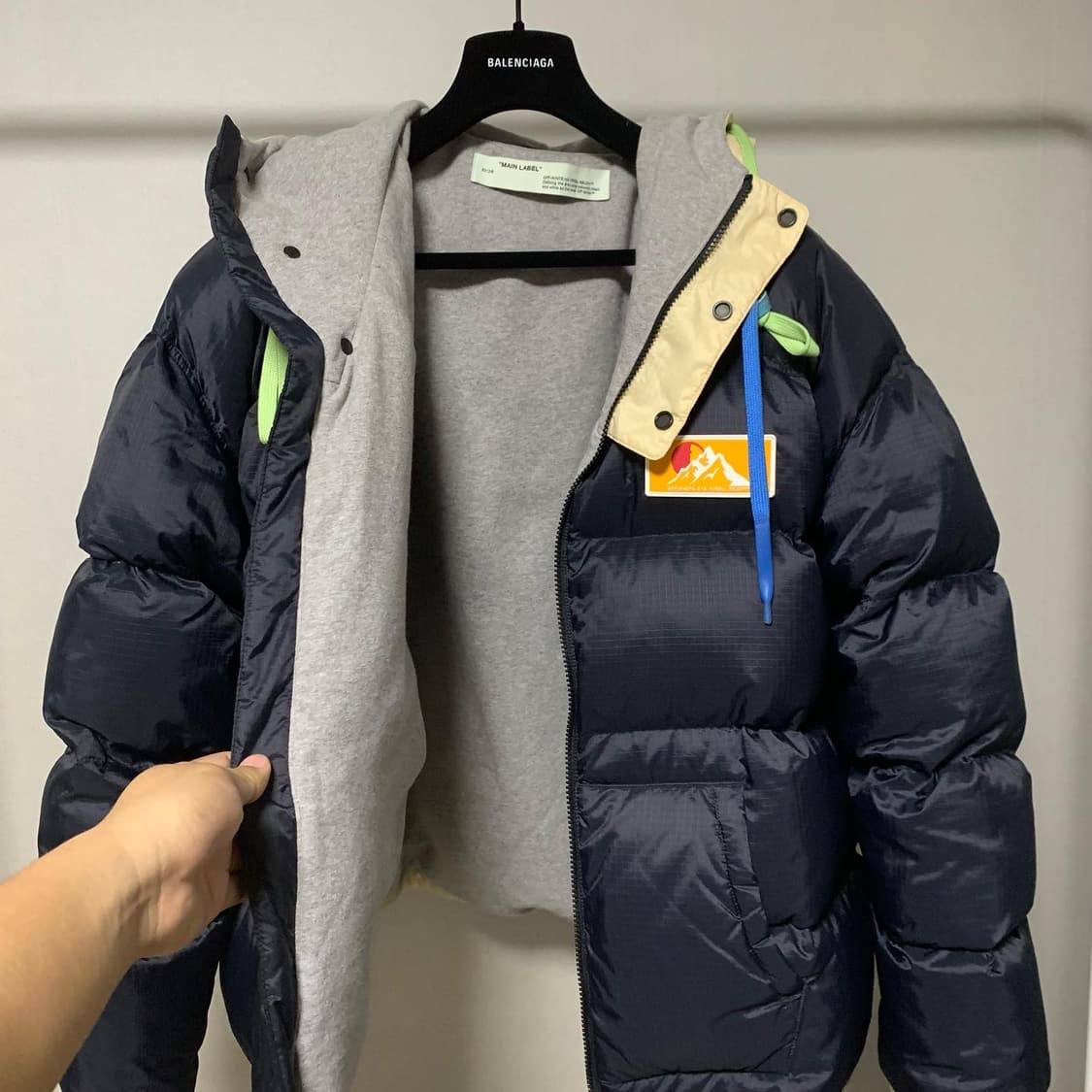 M, 105~110/오프화이트 애로우 스캘폴딩 패딩  상품이미지5