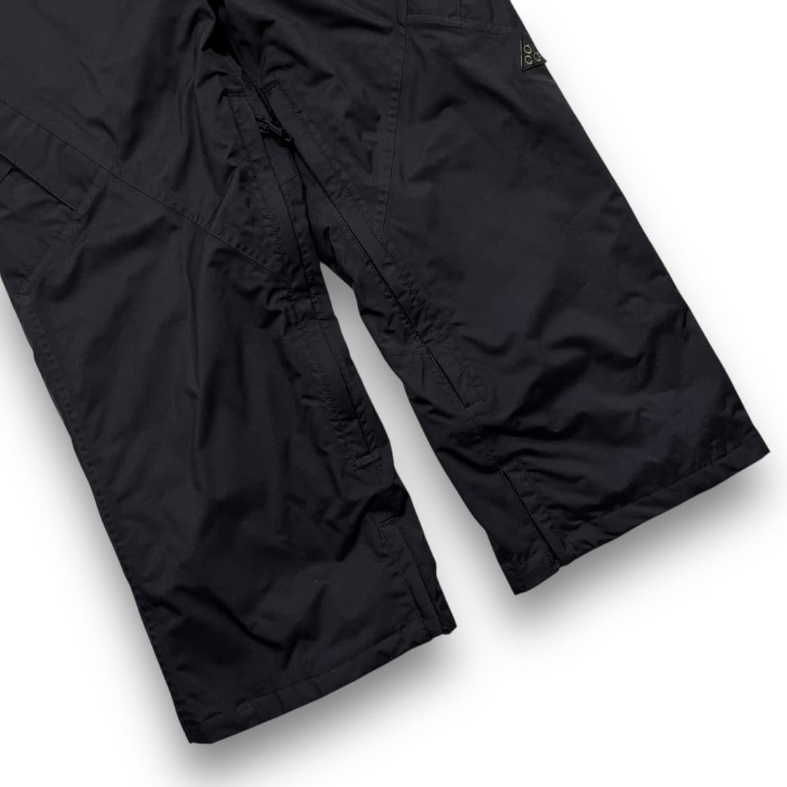 나이키 ACG 고프코어 다크 유틸리티 스톰핏 스키 팬츠 상품이미지4