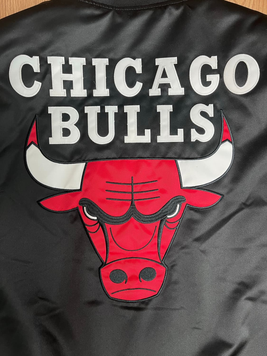 미첼앤네스 NBA 시카고 불스 챔피언스 바시티 새틴 자켓 L 상품이미지8