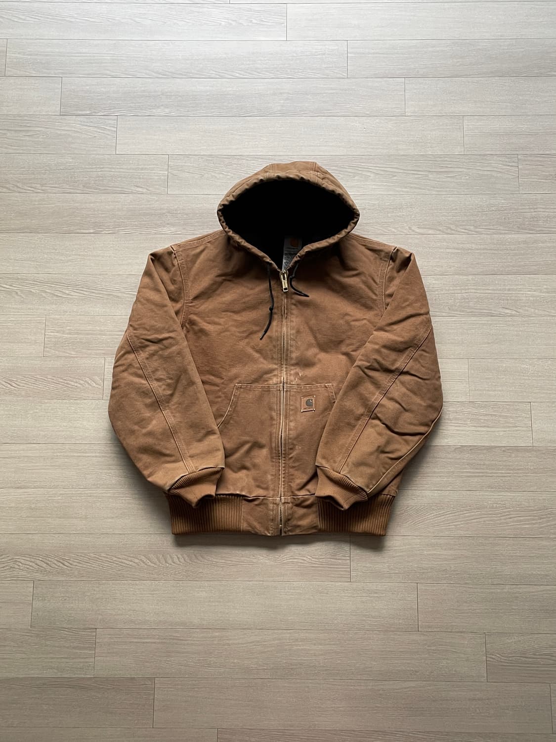 칼하트 j130 BRN 브라운 액티브 자켓 샌드스톤 상품이미지1