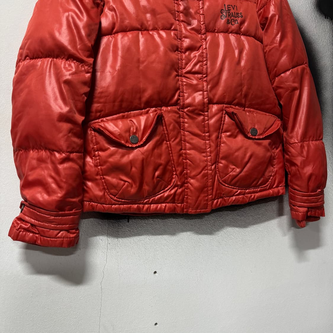 리바이스 올드스쿨 프린팅 디테일 푸퍼 패딩 자켓 상품이미지4