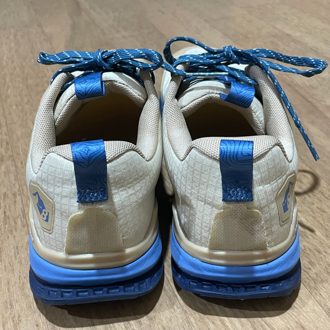 알트라 론픽8 탄 트레일 런닝화 265 상품이미지4