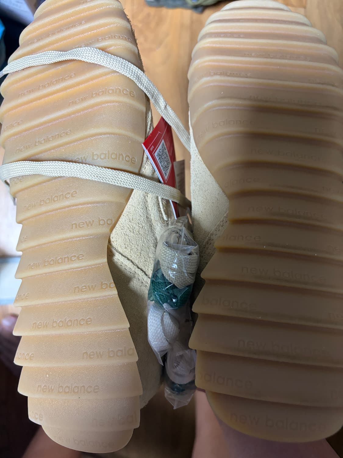 (270) 뉴발란스 X 오라리 RC30 상품이미지4