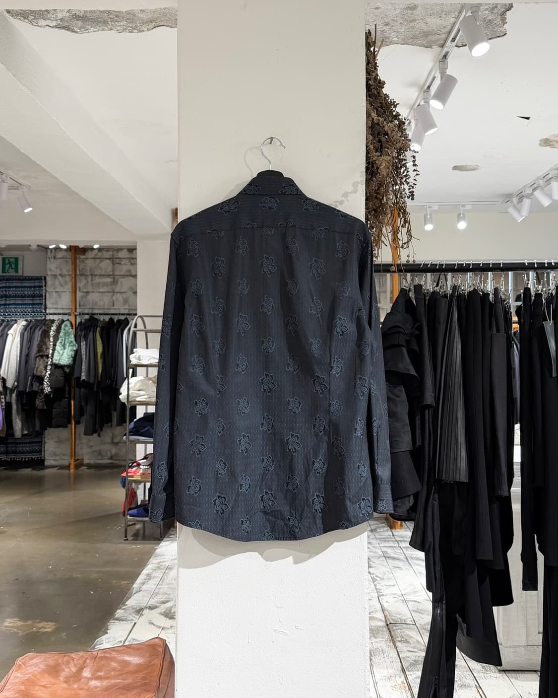 발렌시아가 네이비 플라워 롱슬리브 셔츠 상품이미지6