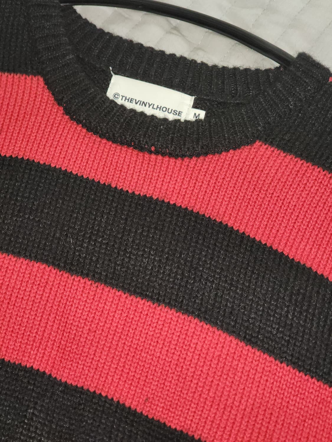 THEVINYLHOUSE 커트코베인 모헤어 니트 상품이미지1