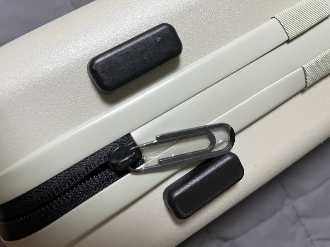 오프화이트 x 아모레 퍼시픽 크로스백 상품이미지6