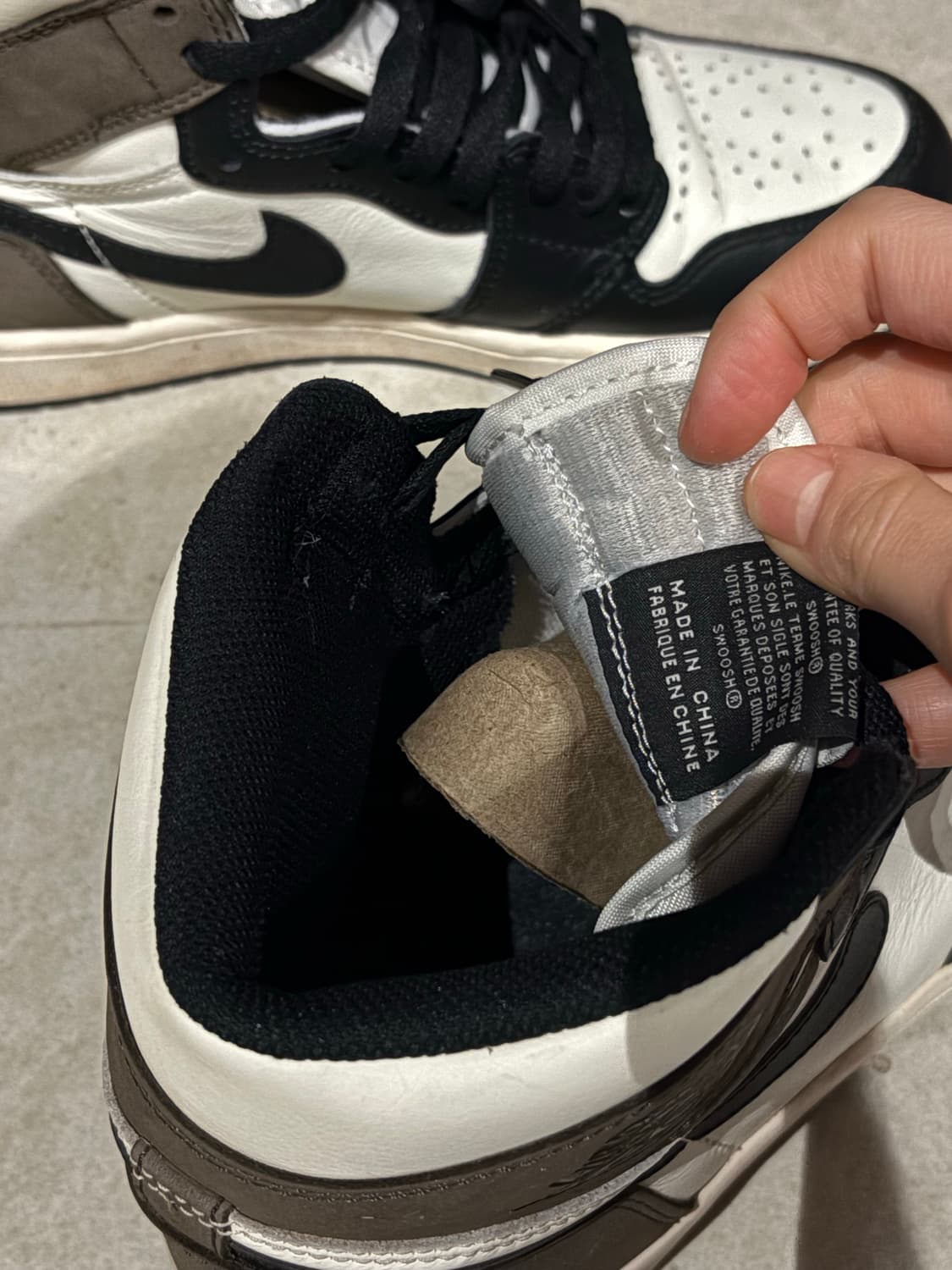 나이키 에어 조던 1 하이 블랙 모카 265 상품이미지8