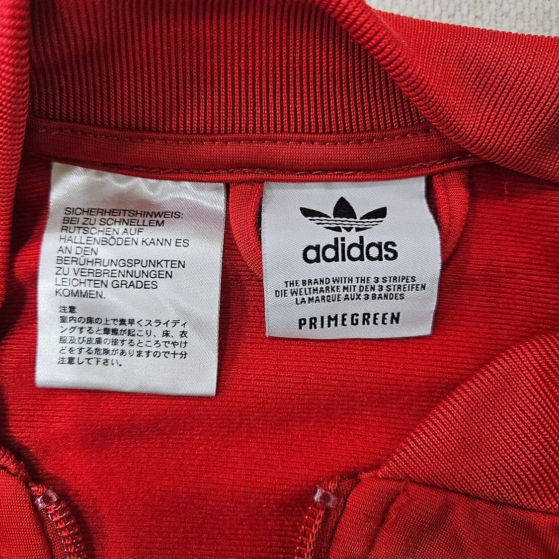 140 아디다스 키즈  슈퍼스타 트랙탑 0313Y 상품이미지3