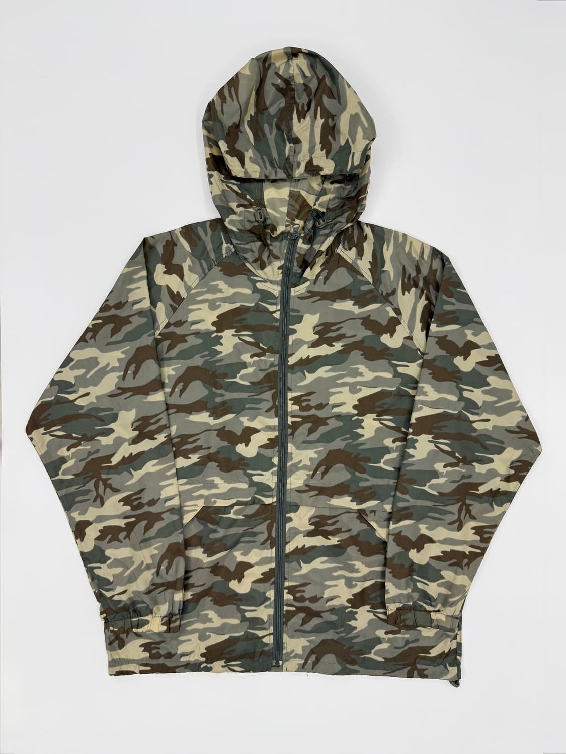 UNIQLO 카모플라주 후드 윈드브레이커 상품이미지1