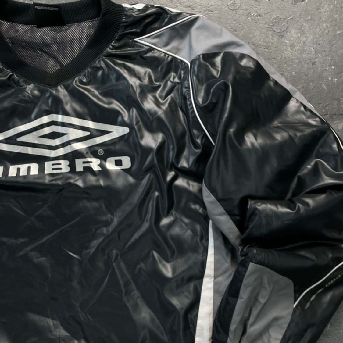 100 엄브로 웜업  상품이미지2