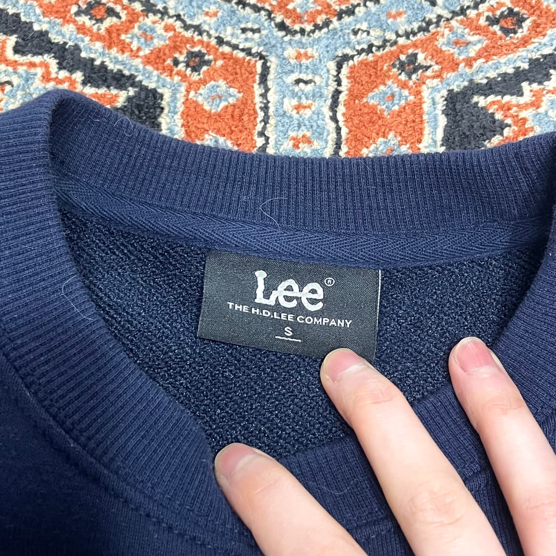 리 스펠로고 네이비 맨투맨 티셔츠 남성S 상품이미지4