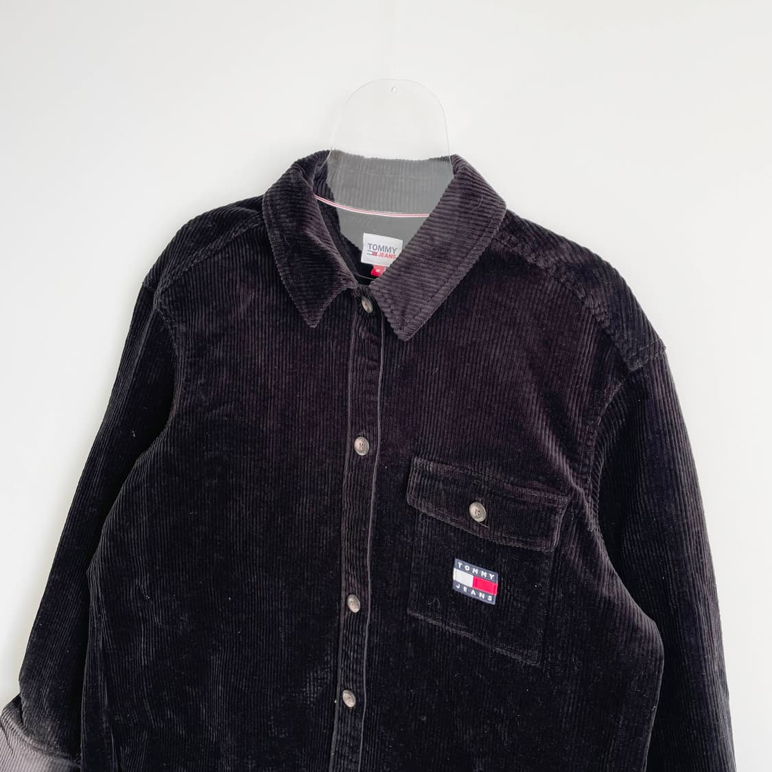 F2 타미진스(Tommy Jeans) 블랙 코듀로이 셔츠 M사이즈 상품이미지2