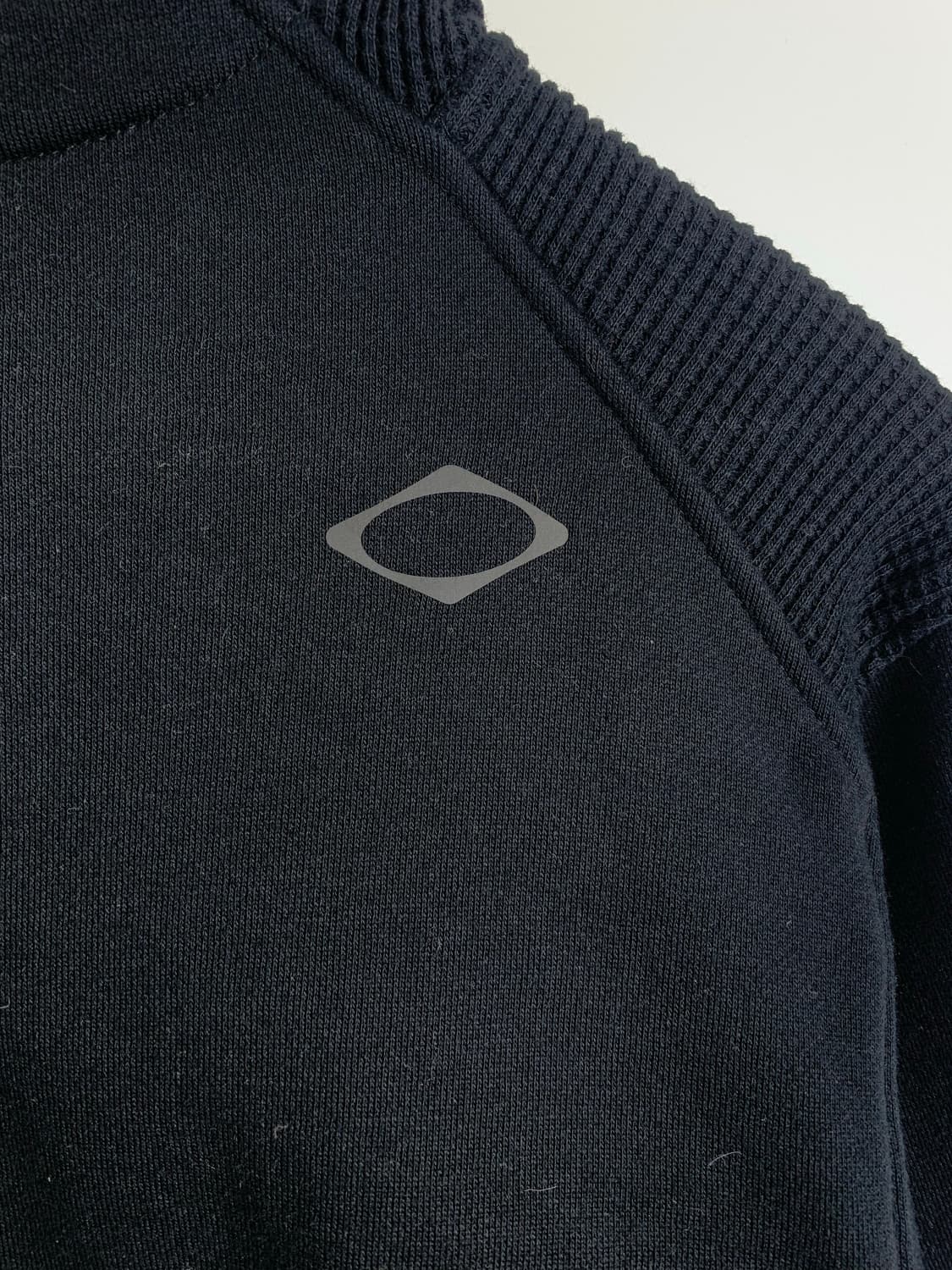 미스치프 사이드집 블랙 크롭 후드티 상품이미지4