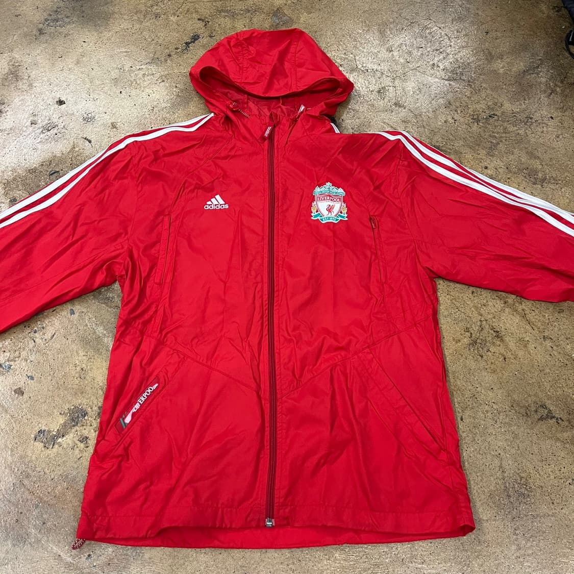아디다스 리버풀 레드 바람막이 100 상품이미지3