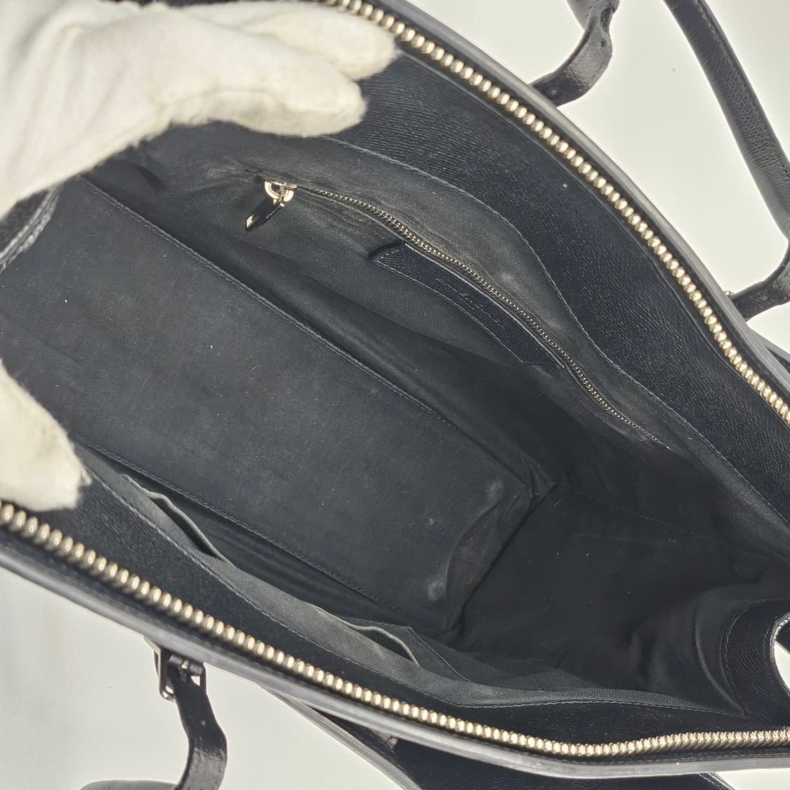 정품 발렌시아가 시티 플레이트 포트폴리오백 상품이미지10