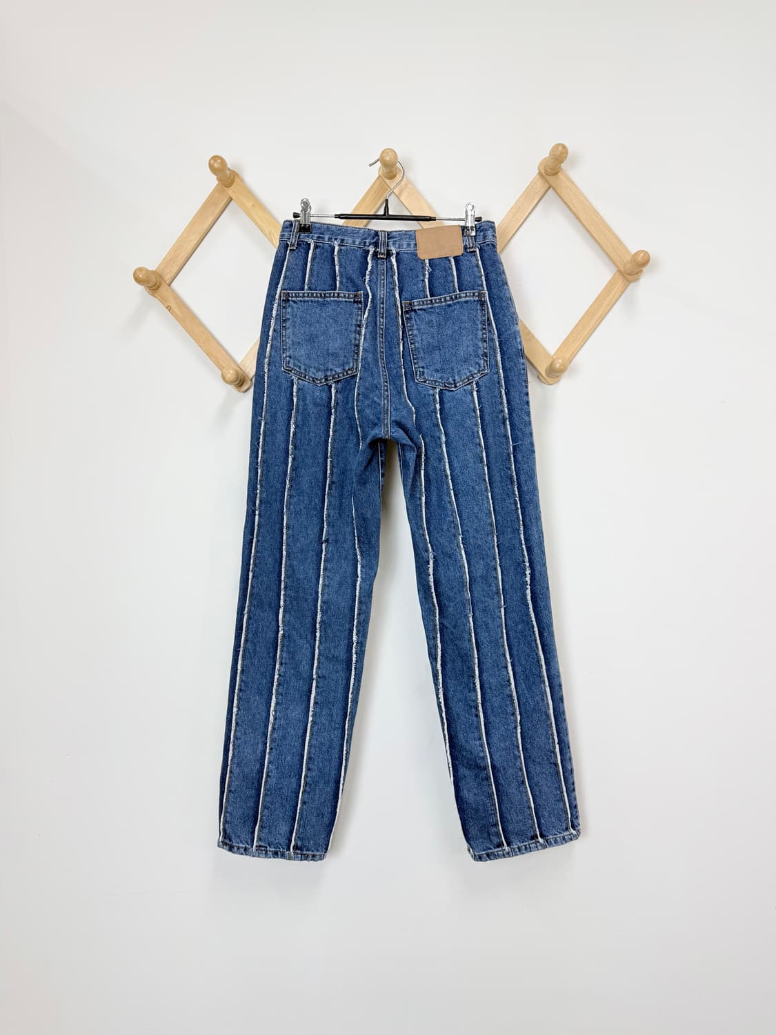 마뗑킴 컷팅 루즈 데님 상품이미지4