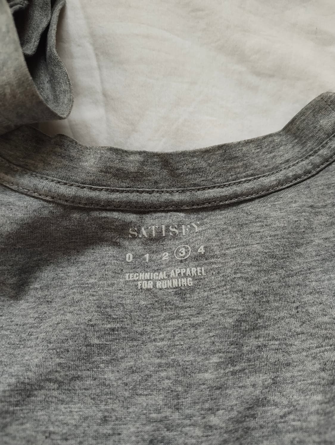 Satisfy ny marathon supply  상품이미지7