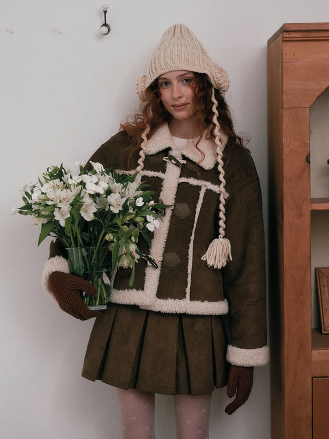 던드롭 러블리 무스탕 자켓 다크베이지 양도 상품이미지1