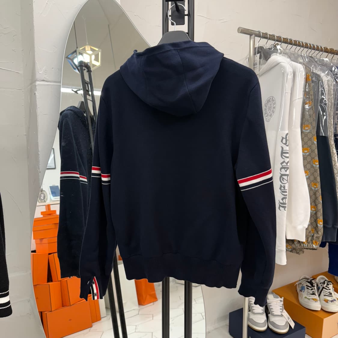 [4] 톰브라운 밀라노 암밴드 금장 후드집업 상품이미지2