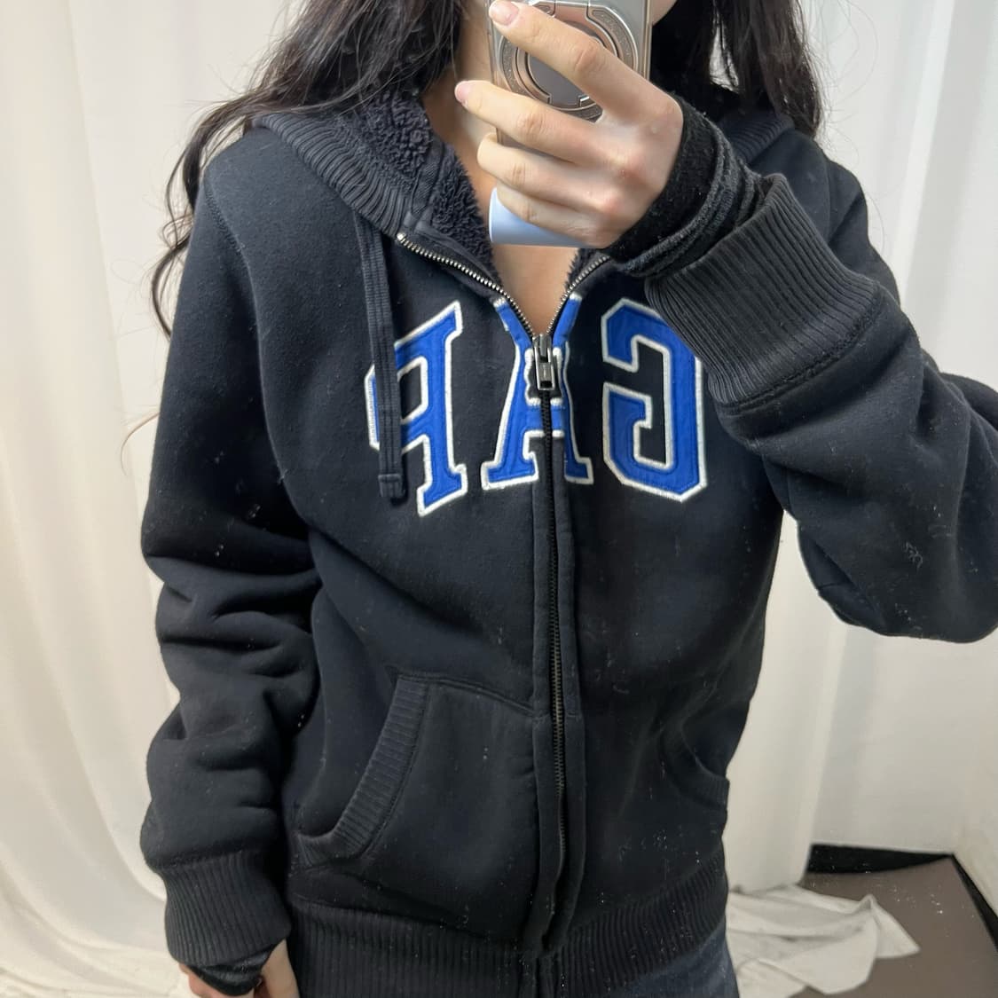 GAP Charcoal Hoodie Zip-Up 상품이미지3