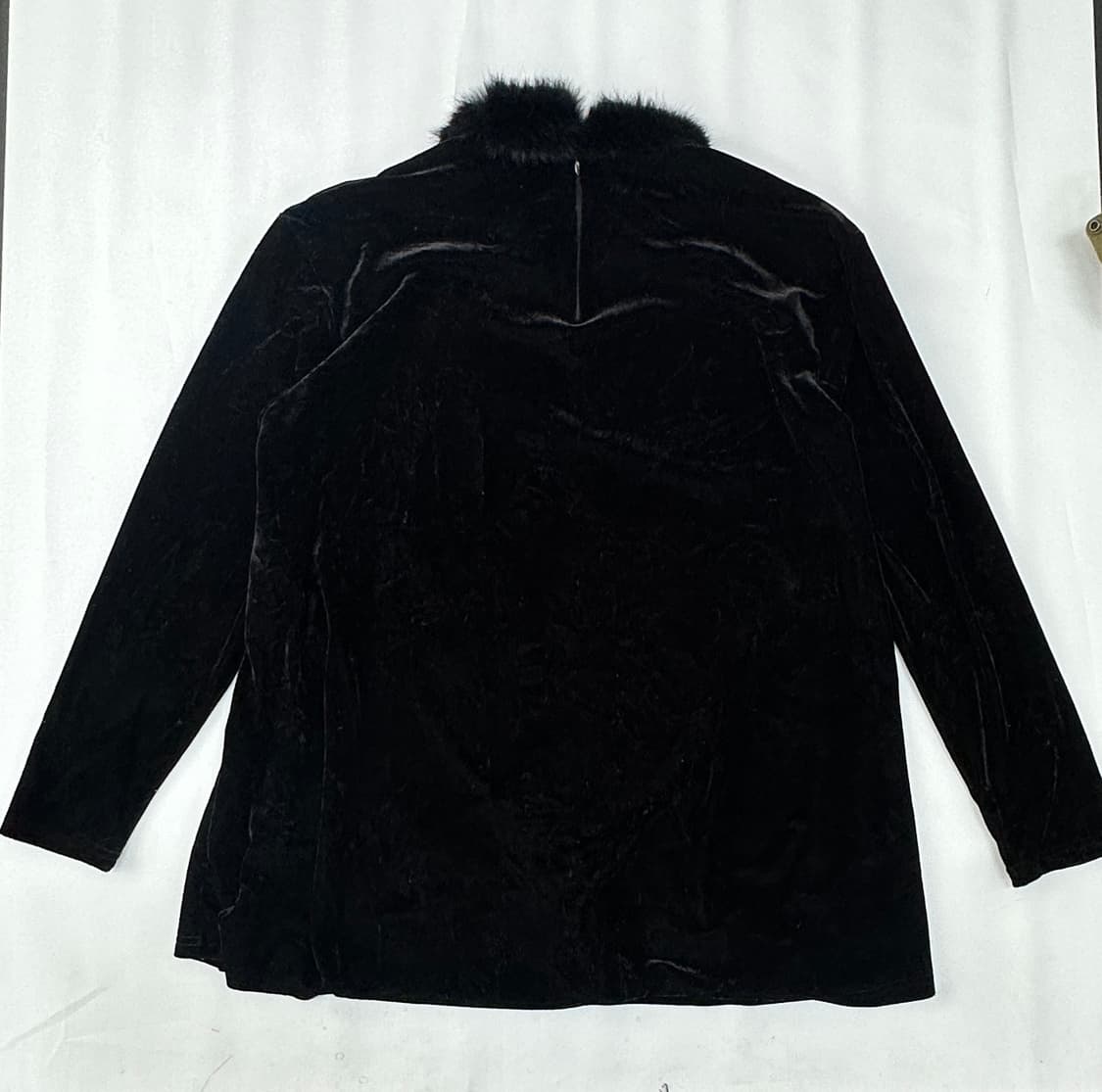 🖤퍼 포인트 벨벳 셋업🖤 고스로리 공겜여주 럭셔리 블랙 지뢰계 코디 상품이미지4