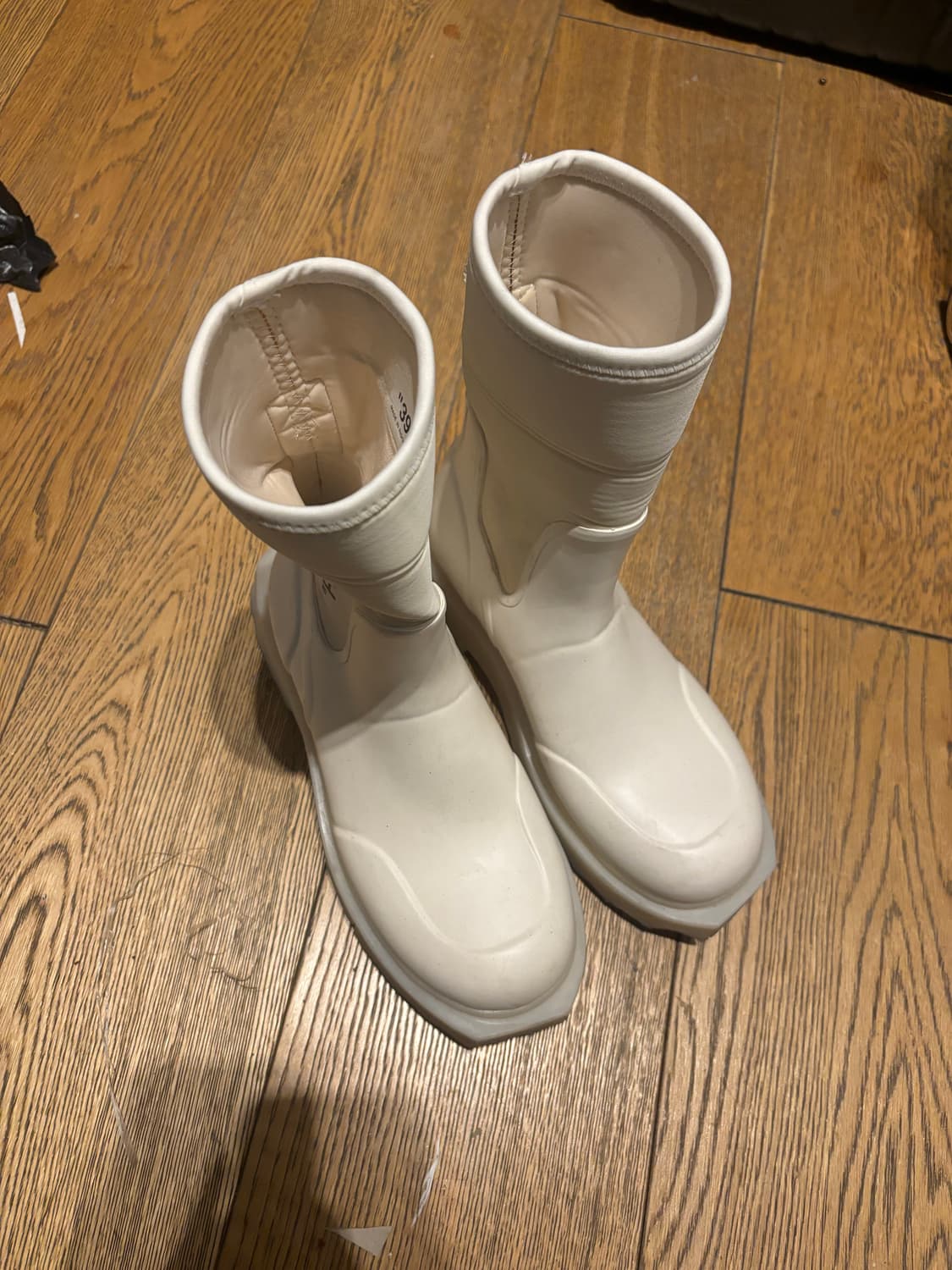 Off white 레인 부츠 상품이미지1