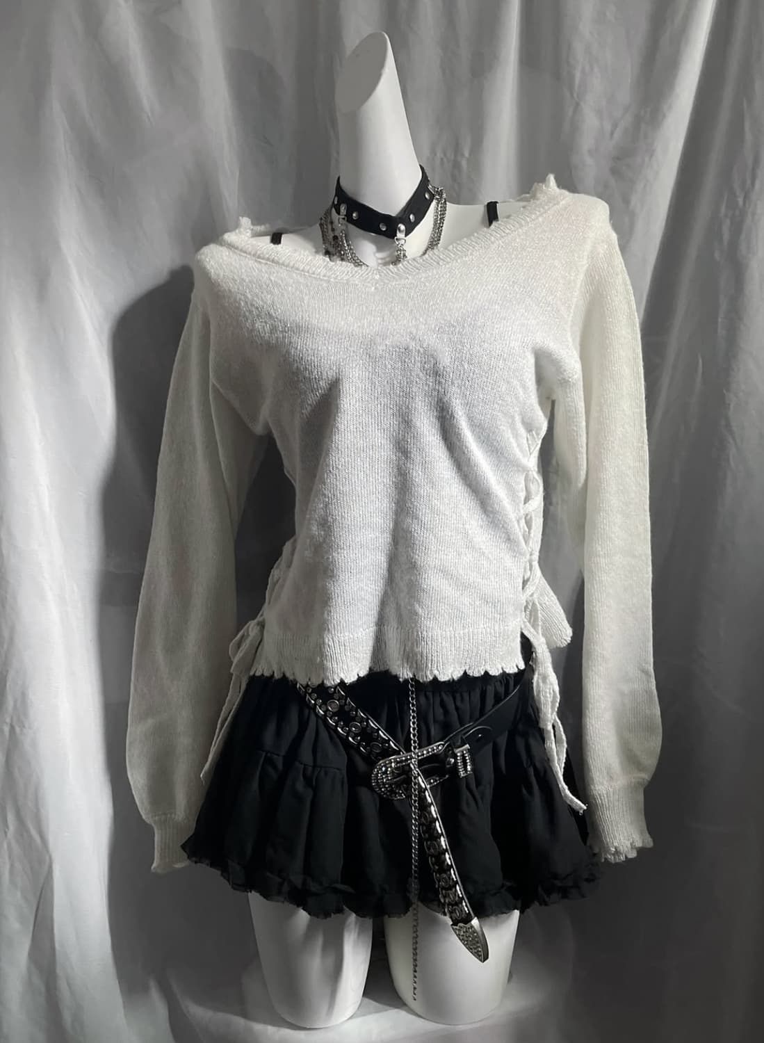 Axes femme 엑시즈팜 글리터 아일렛 니트 상품이미지1